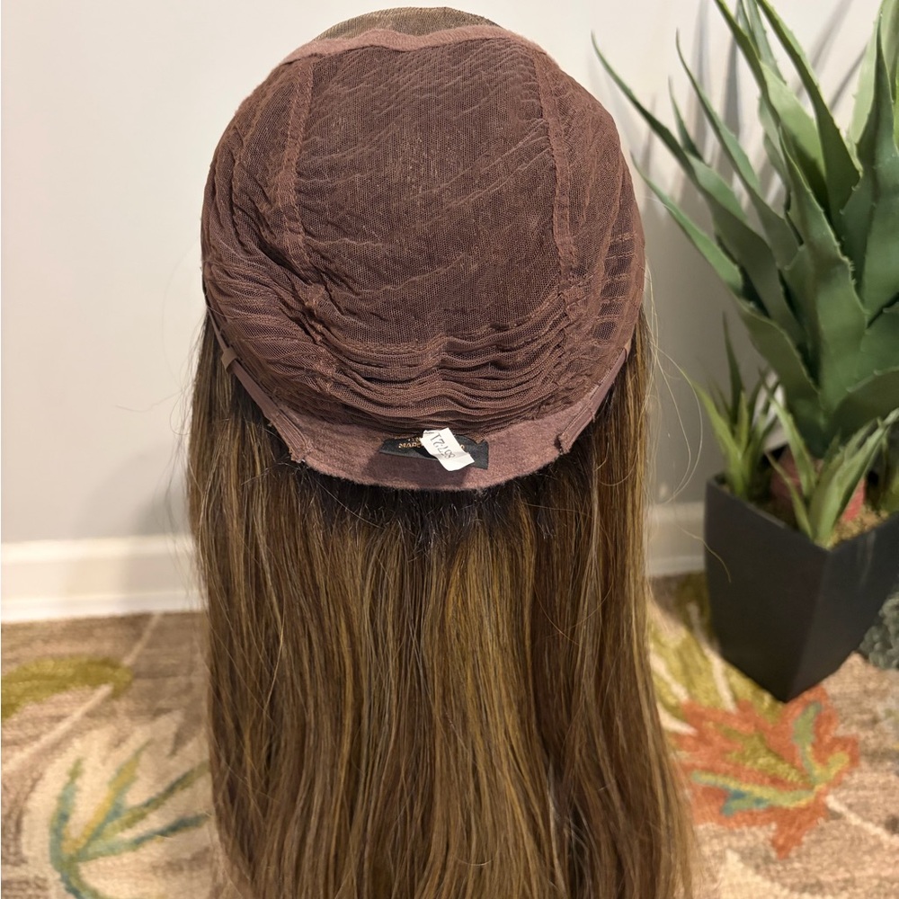 Belle Tress Wigs - Theory (LSE-4011) Synthetic Wig Chocolate Buttercream - Picture 6 of 15